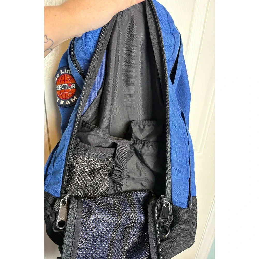 VNTG Eagle Creek Blue Black Utility Hiking Camping Backpack Sector Watch
